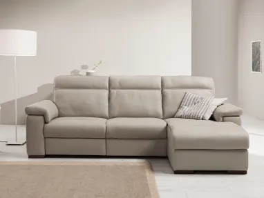 divano moderno con schienale alto in pelle