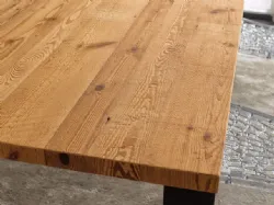 Tavolo rustico in legno stile classico 