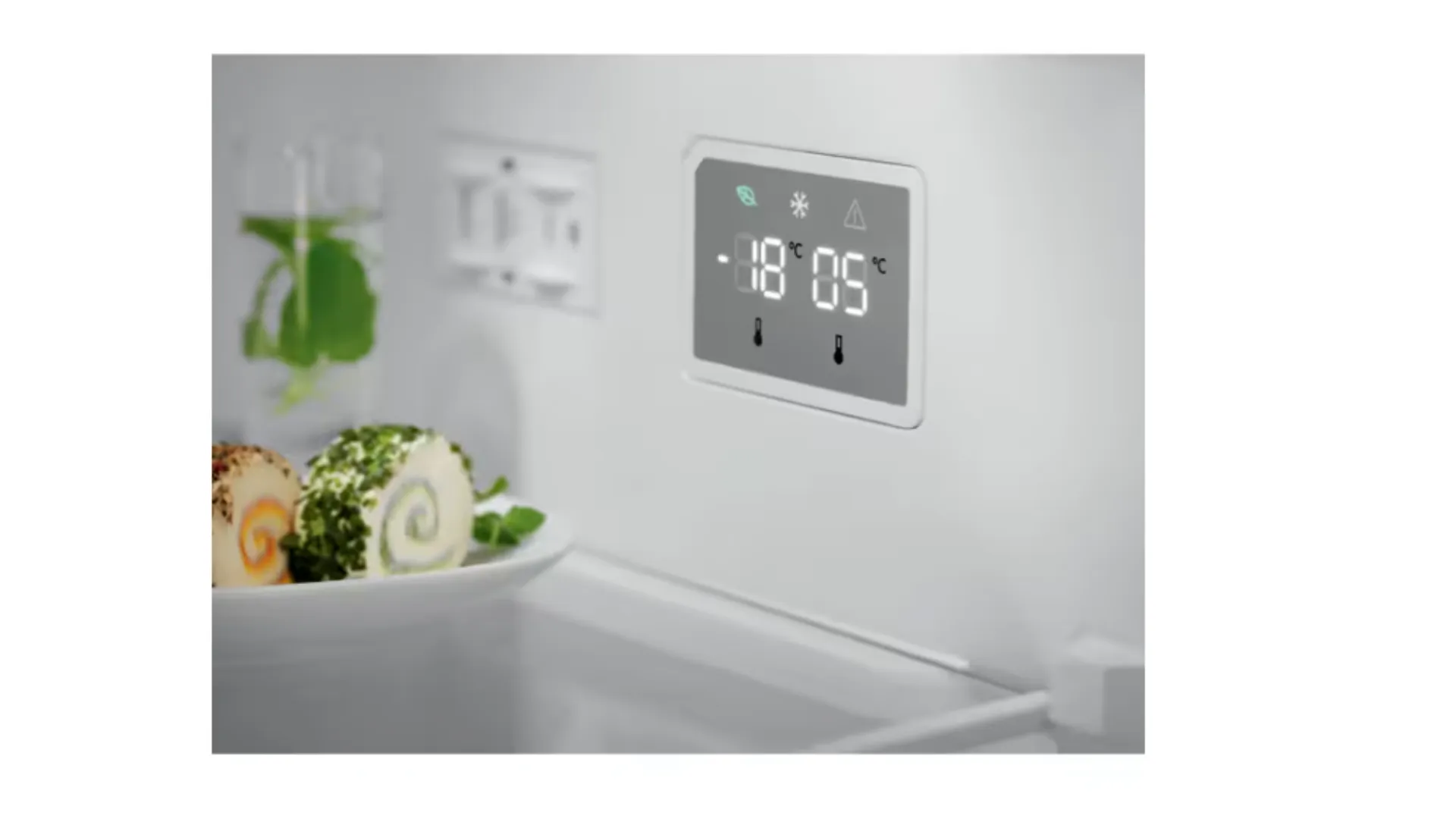 Frigo libera installazione Electrolux LNT 6ME 32U2