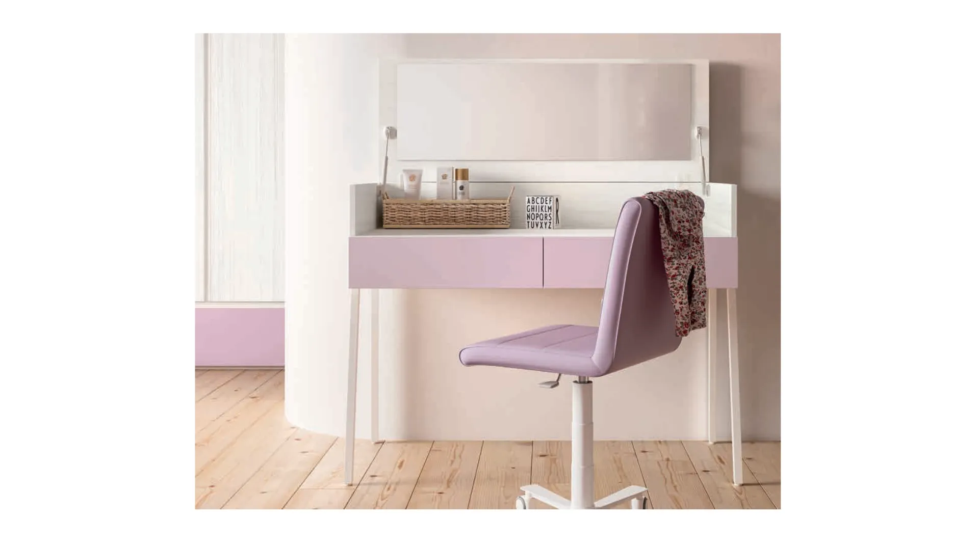 Scrittoio con cassetti chiusura ammortizzata disponibile in diverse colorazioni